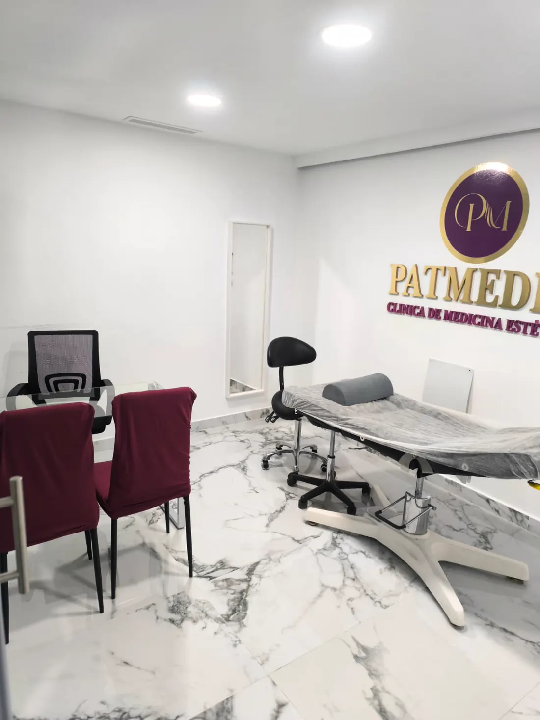 Recepción del estudio de micropigmentación capilar en Barcelona